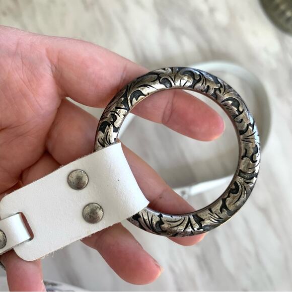 Antoniazzi Firenze White Leather Waist Belt w/ Pewter Metal Design (Size Large) - Picture 2 of 8